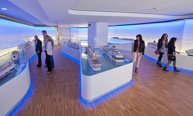 Cruiseschip in aanbouw bij Meyer Werft